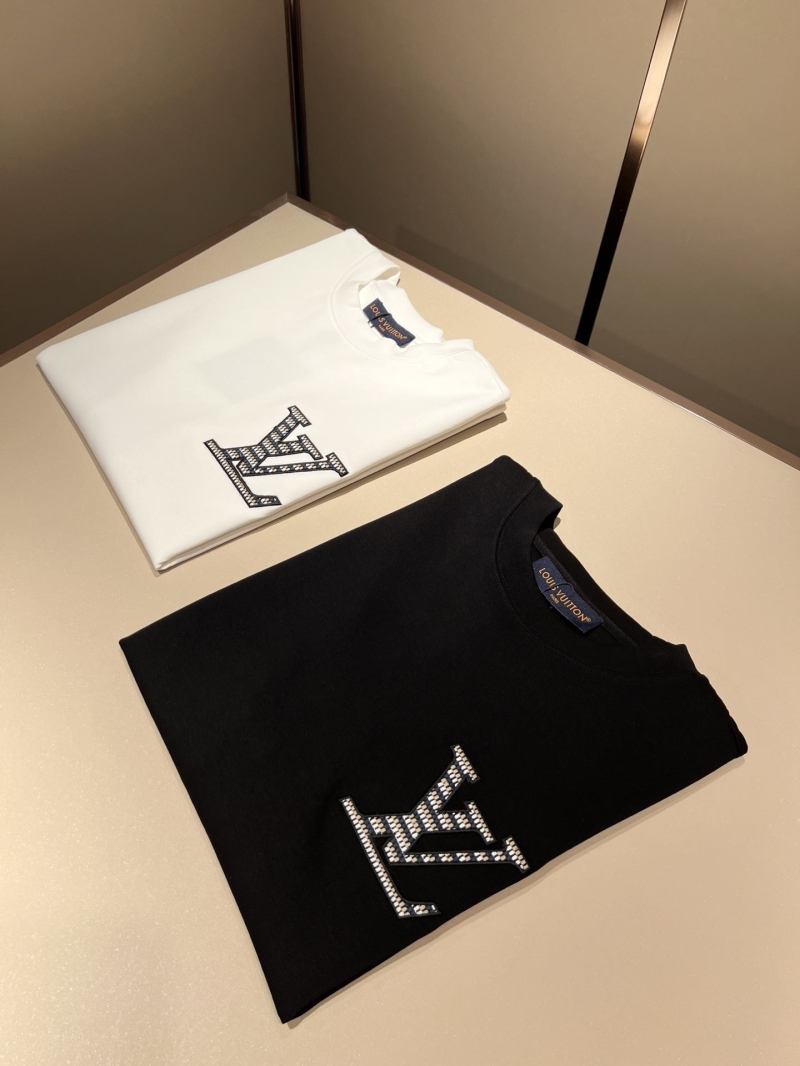 l0vis Vvtt0n t-shirt